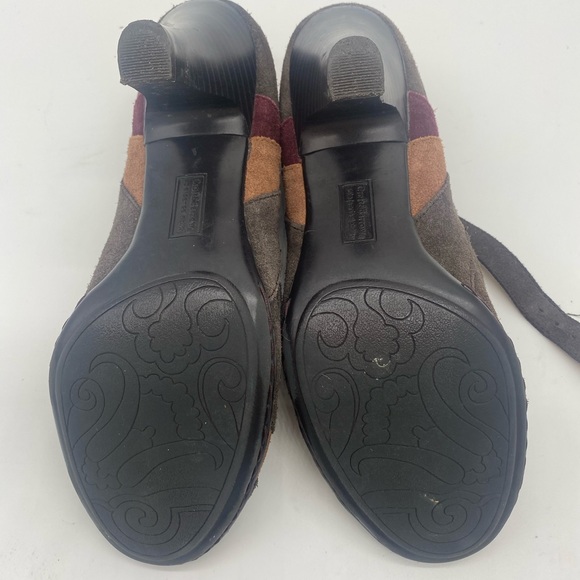 Croft &B Barrow Sole(Sense)ability Suede Open Toe Heels - Picture 7 of 11